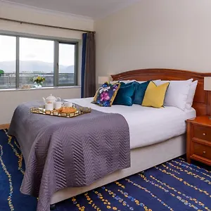 4* מלון דירות Park Place
